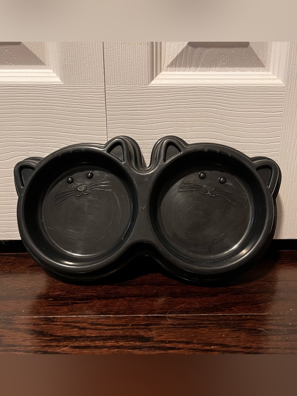 Black Cat Double Pet Bowl - Cute Cat Face Design